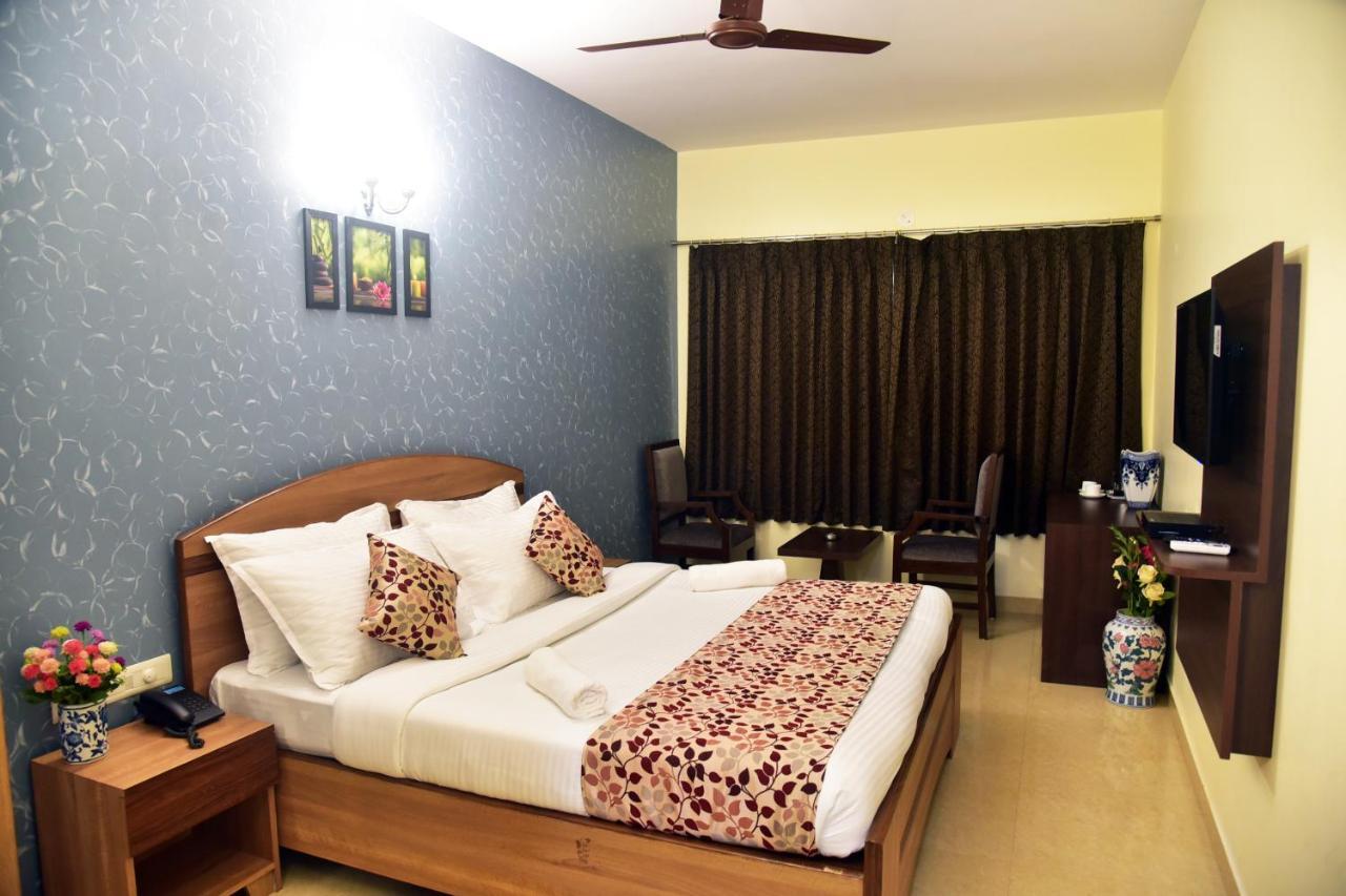Candolim Grande Resort Экстерьер фото