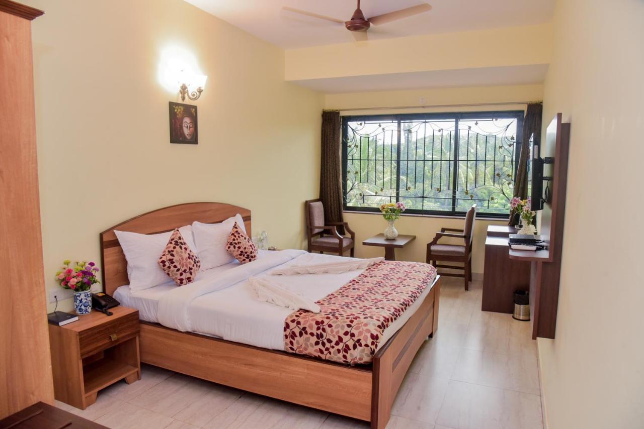 Candolim Grande Resort Экстерьер фото