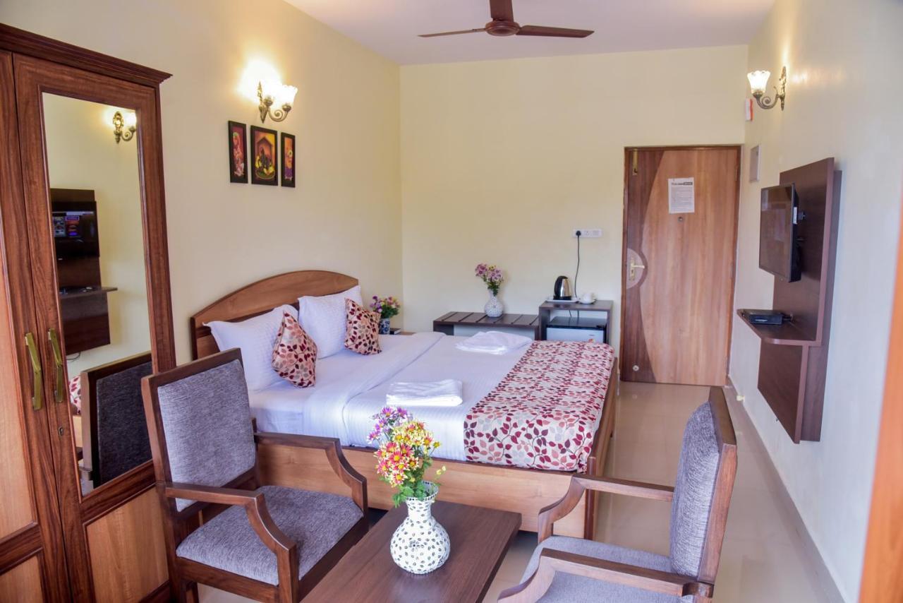 Candolim Grande Resort Экстерьер фото