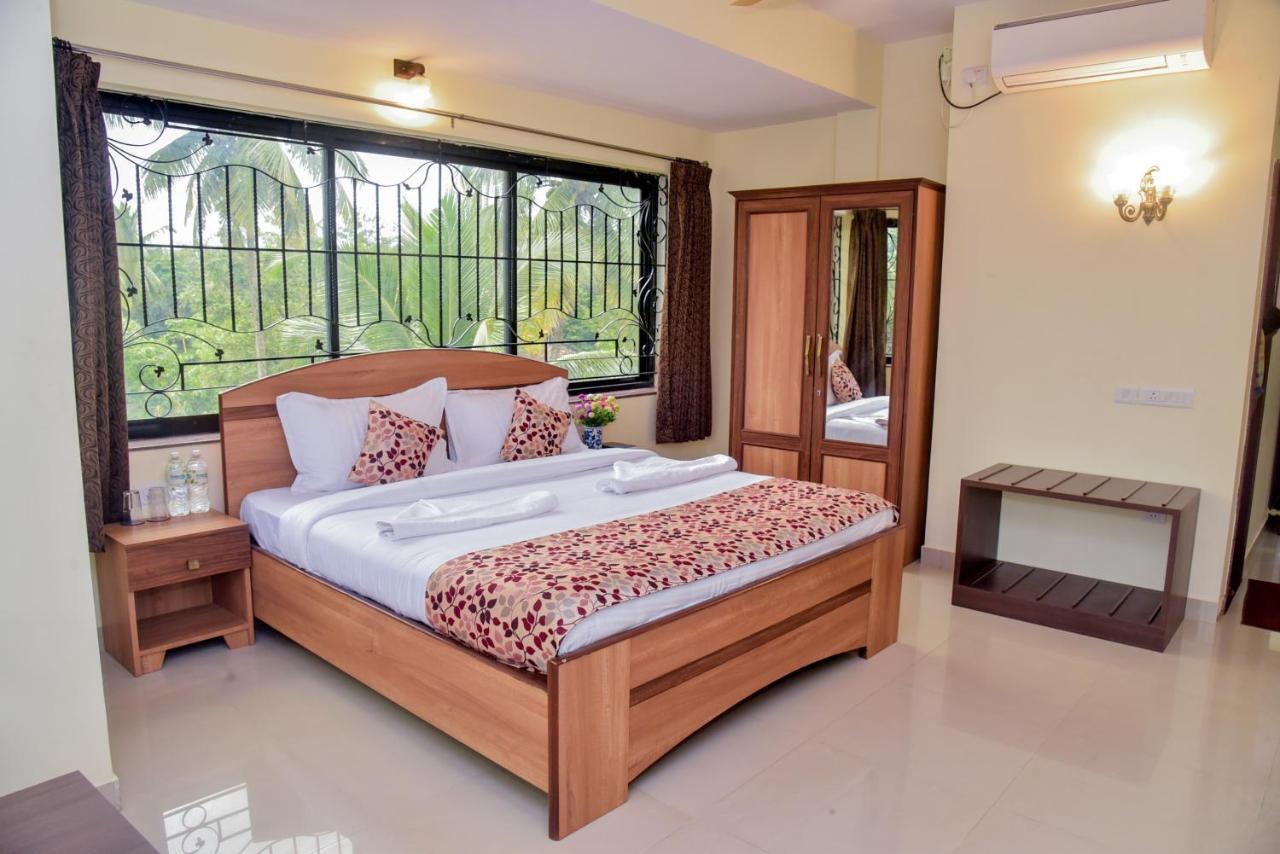 Candolim Grande Resort Экстерьер фото